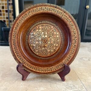 Egyptian Wooden Hand Inlaid Mother Of Pearl Brown Wall hanging Plate 8"